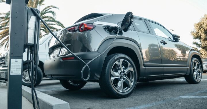 Porsche Cayenne Electric