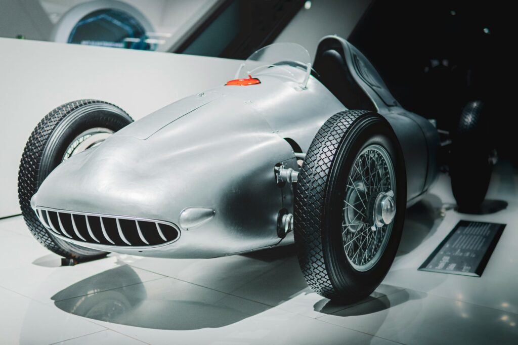 Porsche Mission S